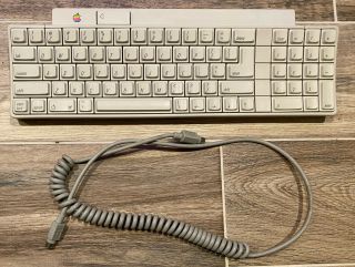 Vintage Apple Iigs Desktop Bus Keyboard Model A9m0330