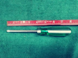 Vintage S - K No 73002 2 Phillips Screwdriver Usa - Green And White Handle