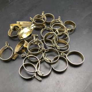 25 Vtg Cafe Curtain Gold Tone Metal Pinch Clip Rings - Almost 1” Size