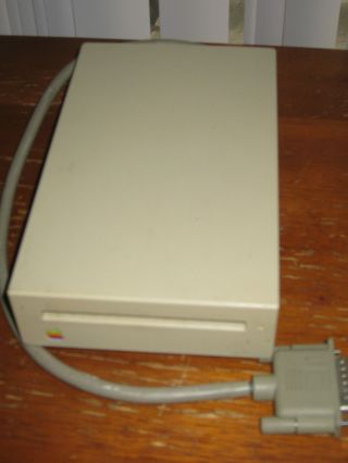 Vintage Apple Macintosh 800k External 3.  5 " Floppy Drive Model M0131 Bcg96am0131