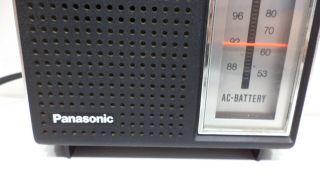 Vintage Panasonic RF - 563 Black AM/FM Transistor Box Radio MCM Retractable Handle 3