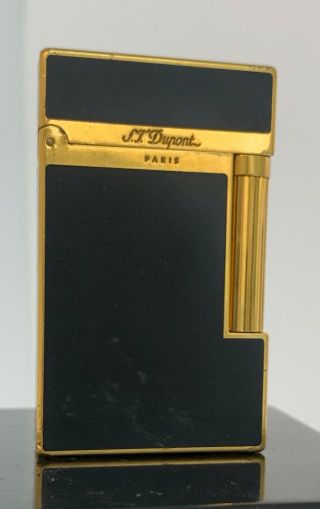 St Dupont Ligne 2 Black Chinese Lacquer And Gold Lighter (rl - 501)