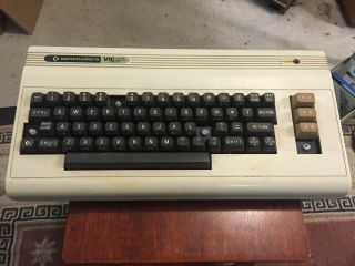Early Commodore Vic - 20 Computer - No Power Source