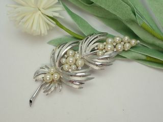Vintage Crown Trifari Faux Pearl Silver Tone Flower 3 Tiered Spray Pin Brooch