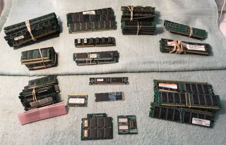 Apple And Other Brand Vintage Memory Chips.  112 Chips.  12 Different Types.