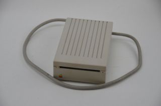 Vintage Apple Macintosh Computer 3.  5 Drive Model A9m0106