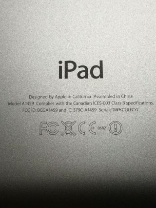 APPLE iPad 4th Gen.  model A1459 128GB silver WiFi & cell (att) 3