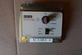 Dec Digital Equipment Pdp11 11/84 Control Panel With Key