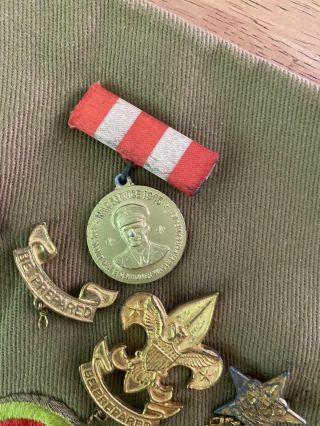 Vintage 1940 ' s Boy Scout Sash WWII Medal Merit Badges & pins (12A) 3
