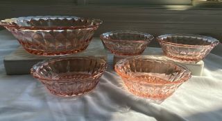 Vintage Jeannette Glass Windsor Pink 8 " Round Bowl & 4 Fruit/cereal Bowl - Set