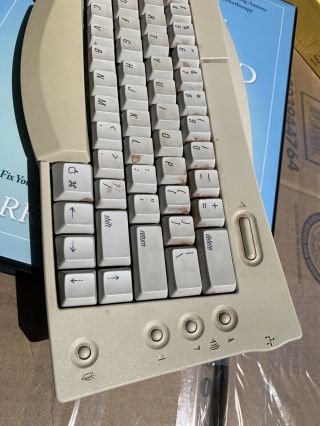 Vintage Apple Adjustable Mechanical Keyboard M1242 No Chords 3