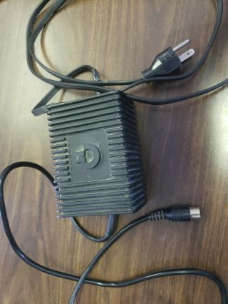 Commodore 64 Computer Power Supply P/n 251053 - 02 4pin 5vdc 9vac Ul/sa (au)