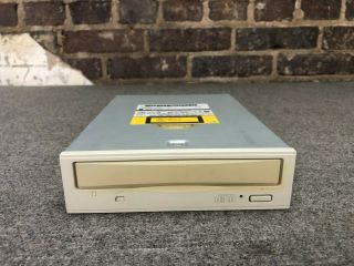 Apple Macintosh Cr - 506 - C 8x - Scsi Cd - Rom Drive 678 - 0090