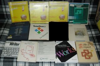 Vintage Apple Macintosh Software And Manuals - Some Boxed With Disks - Winmalee