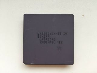 Intel A80386dx - 33 Iv Sx211,  Dbl Sigma,  386dx - 33 Vintage Cpu,  No Intel Logo