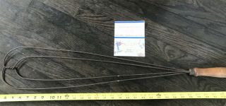 Vintage Looped Braided Wire Carpet & Rug Beater W/ Wood Handle Marked 1908