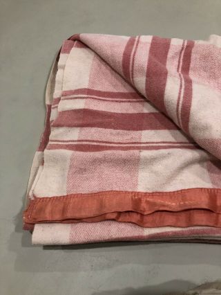 Vintage Cotton Pink/Ivory Check Double Camp Blanket No Stains Or Tears. 3
