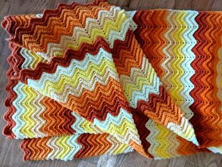 Vtg Afghan Blanket Crochet Chevron Ripple Retro 70s Fall Candy Corn Colors