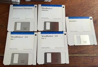 Vintage Macintosh Wordperfect 2.  0 Software - 3.  5 Floppy Disks From 1990