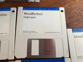 Vintage Macintosh WORDPERFECT 2.  0 Software - 3.  5 Floppy Disks from 1990 3