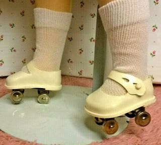 White Vinyl Roller Skates & Socks Fit 15 " Sweet Sue Or Doll W/1 1/2 " X 3/4 " Foot