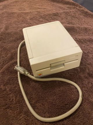 Apple Vintage 5.  25 " External Floppy Drive Model: A9m0107 And