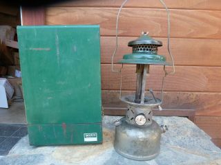 Vintage B/1948 Model 220d Coleman Lantern With Pyrex Globe Chrome Base W/ Case