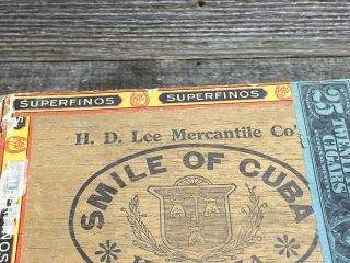 Vintage H.  D.  Lee Mercantile Company Cigar Box " The Smile Of Cuba "