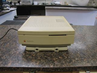 Vintage Apple Macintosh Iisi Computer M0360 Has Ram & 40mb Hdd - No Boot
