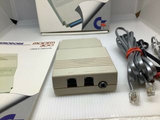 Commodore Modem 300 Model 1660 And Cables 3