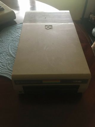 Commodore 1541 Floppy Disk Drive - Powers Up