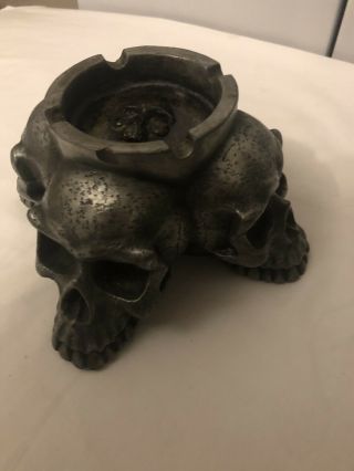 Vintage RARE 98 W.  U.  i.  Carved Skull Ashtray 2