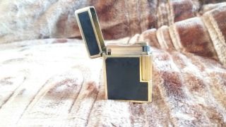 Vintage Lighter S.  T.  Dupont Ligne 1 small gold plated & laque de chine black 3