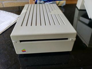 Broken.  Apple Macintosh Computer 3.  5 Drive Model A9m0106