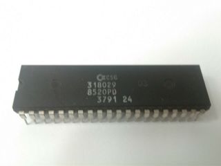 Commodore Amiga Csg 318029 - 03 8520pd 3791 24 Chip