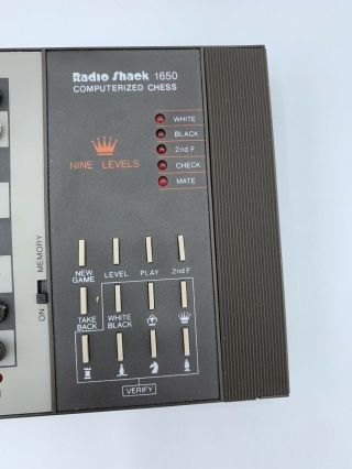 Vintage Radio Shack Tandy 1650 Computerized Sensory Chess Game Portable Complete 2