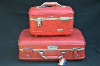 Vintage American Tourister 2 Pc Luggage Set Marble Red