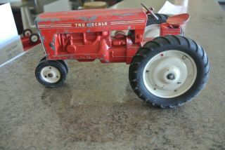 Vintage Tru Scale Tractor Red Narrow Front End 3