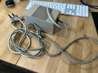 Commodore Amiga 500 A500 Uk Power Supply 220v