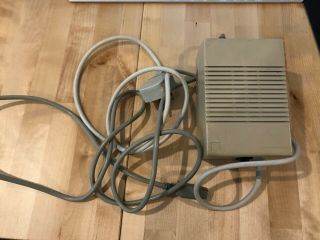 Commodore Amiga 500 A500 UK Power Supply 220V 2