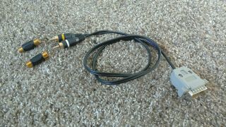 Apple Iic 2c Db15 Color Composite Video And Audio Adapter Cable.