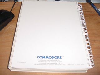 Commodore 128D Personal Computer INTRODUCTORY & SYSTEM GUIDE 1987 two books 3