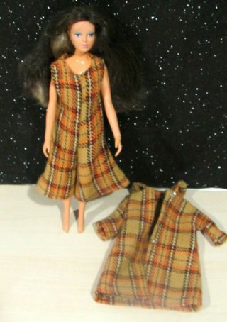 Vintage 1975 Ideal Tuesday Taylor Doll Blonde/black Swivel Hair Hong Kong Outfit