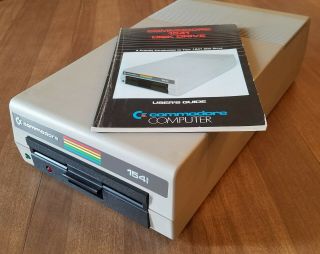 Commodore 1541 External 5.  25 " Floppy Disk Drive - Powers On,  Does Not Read