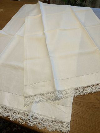 Vintage Pair Linen Pillowcases With Bobbin Lace 2