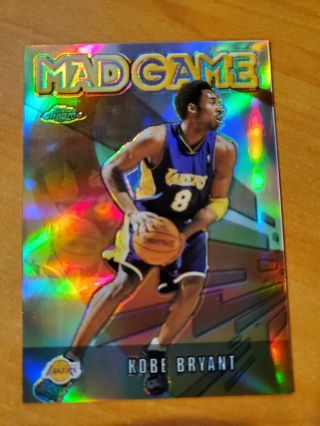 2001 - 02 Topps Chrome Mad Game Refractor Kobe Bryant Card Mg6