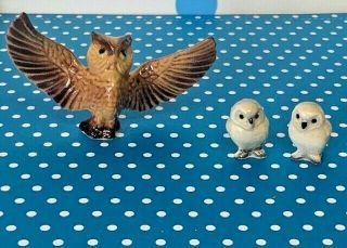 Vintage Hagen Renaker Ceramic Miniature Flying Owl & 2 Snowy Owl Babies Set of 3 2