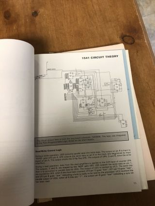 Commodore 64 Computer Service Manuals Assorted. 2