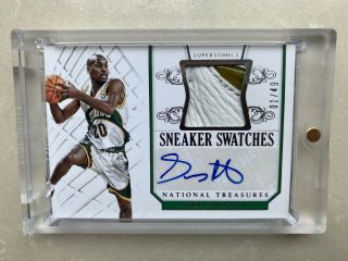 2014 - 15 National Treasures Gary Payton Sneaker Swatches Patch Auto /49