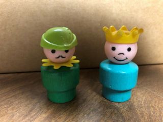 Vintage Fisher Price Little People Castle 993 Green Wooden Woodsman And Prince